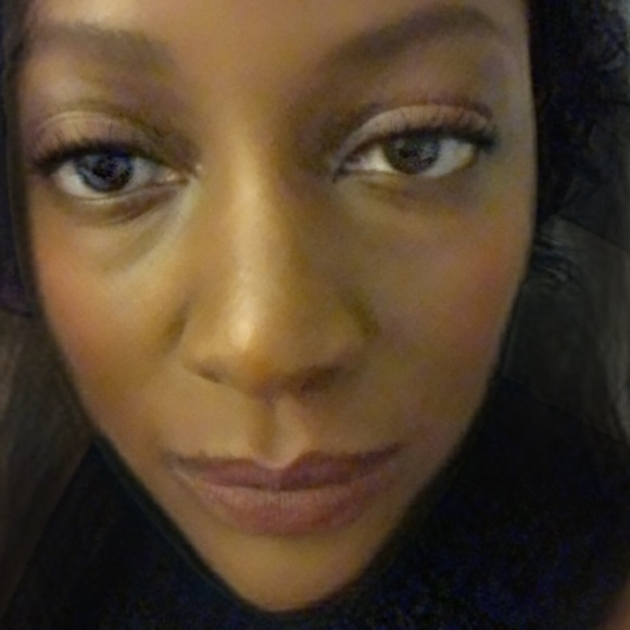 Meet your Posher, Jo - Picture 2 of 2